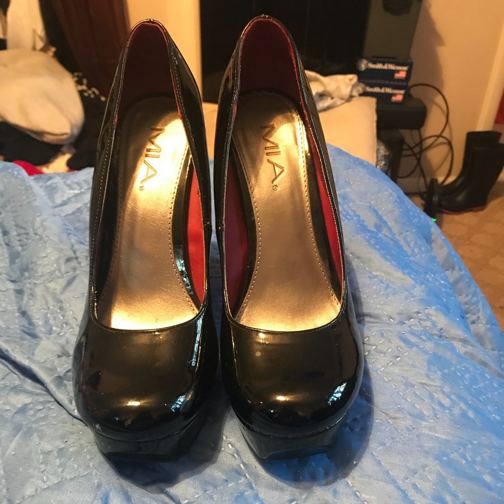 Black Heels